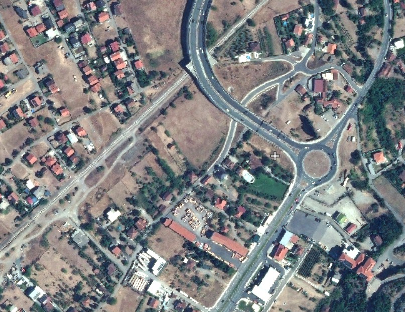 Prodaje se zemljište u Doljanima, ispod autoputa, Podgorica. 